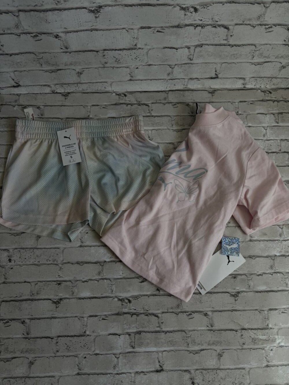 Puma Girls 2 Piece Athletic Shorts And Shirt Size 5 NWT
